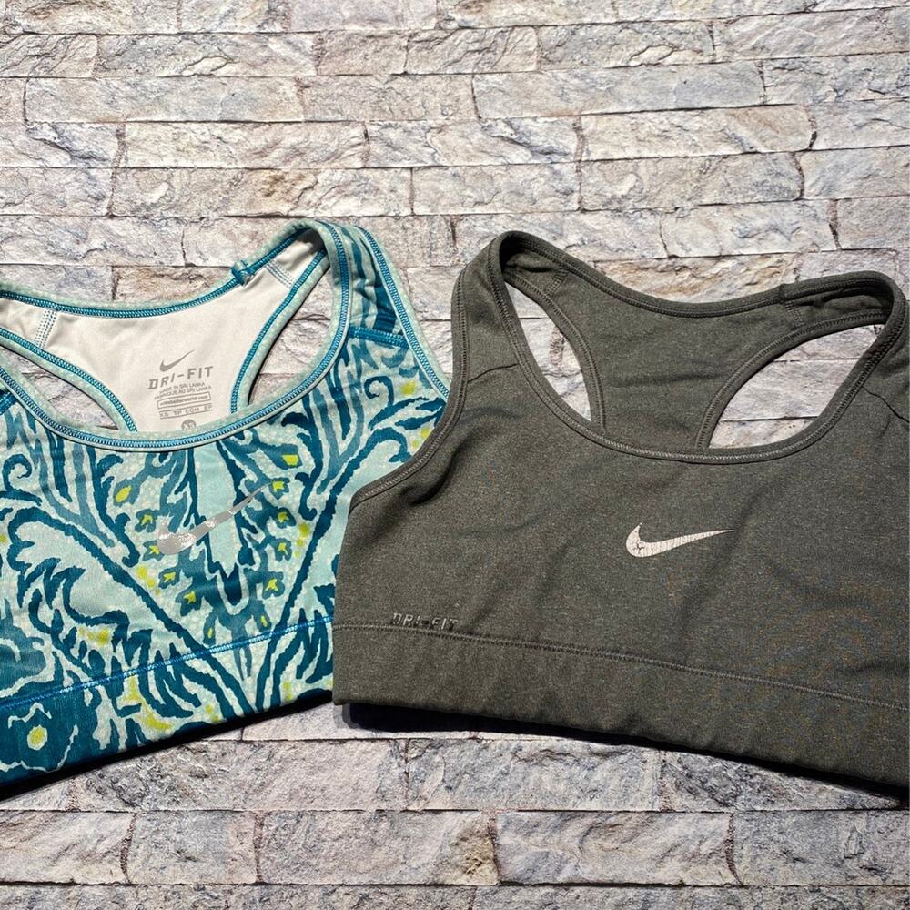 2- XS Nike sports bra